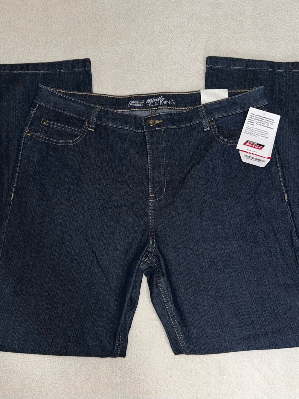 Genuine Dickies NWT Perfectly Slimming Straight Jeans 16 Regular Dark Wash
